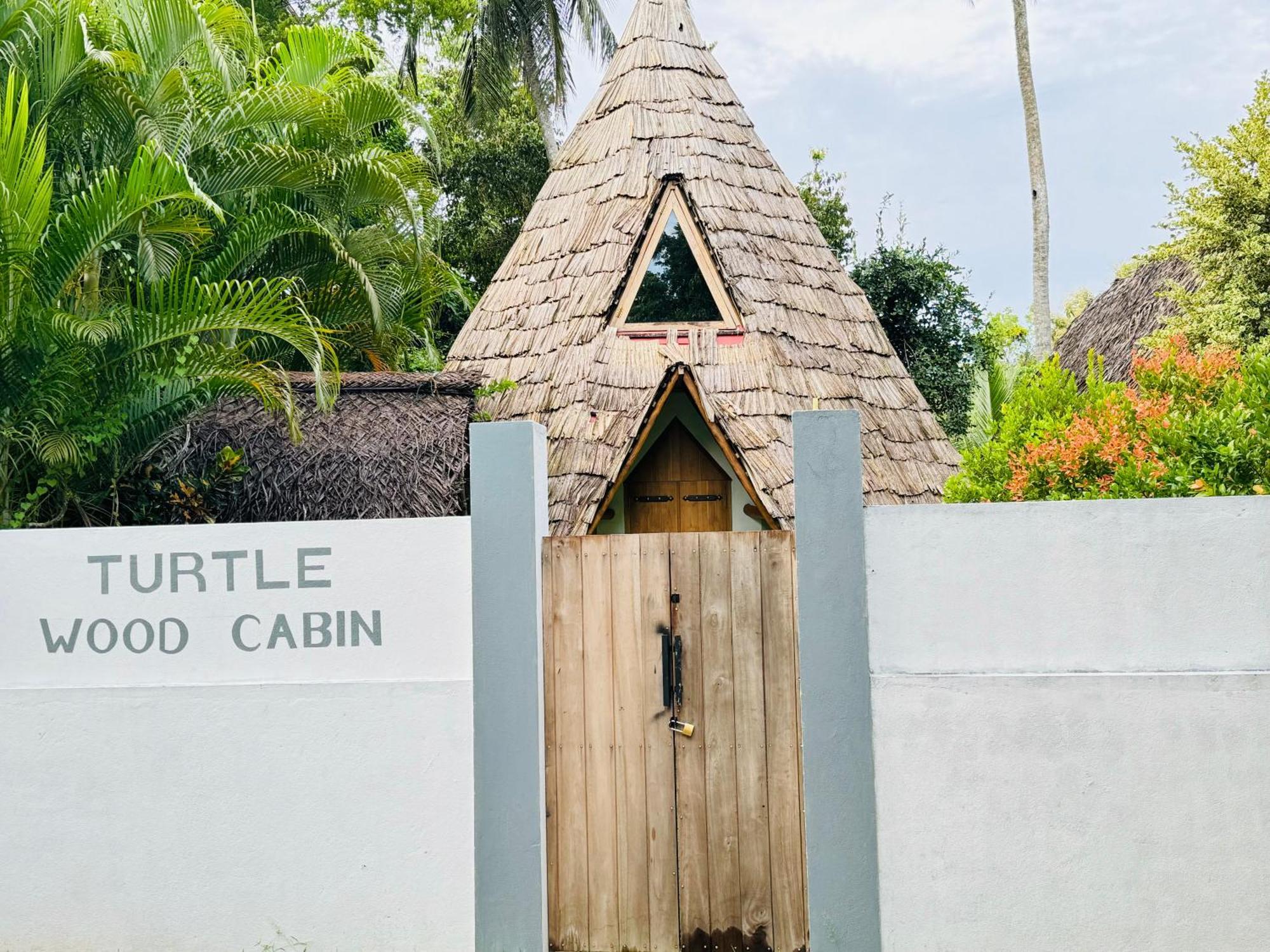 Turtle Wood Cabin Tangalle Extérieur photo