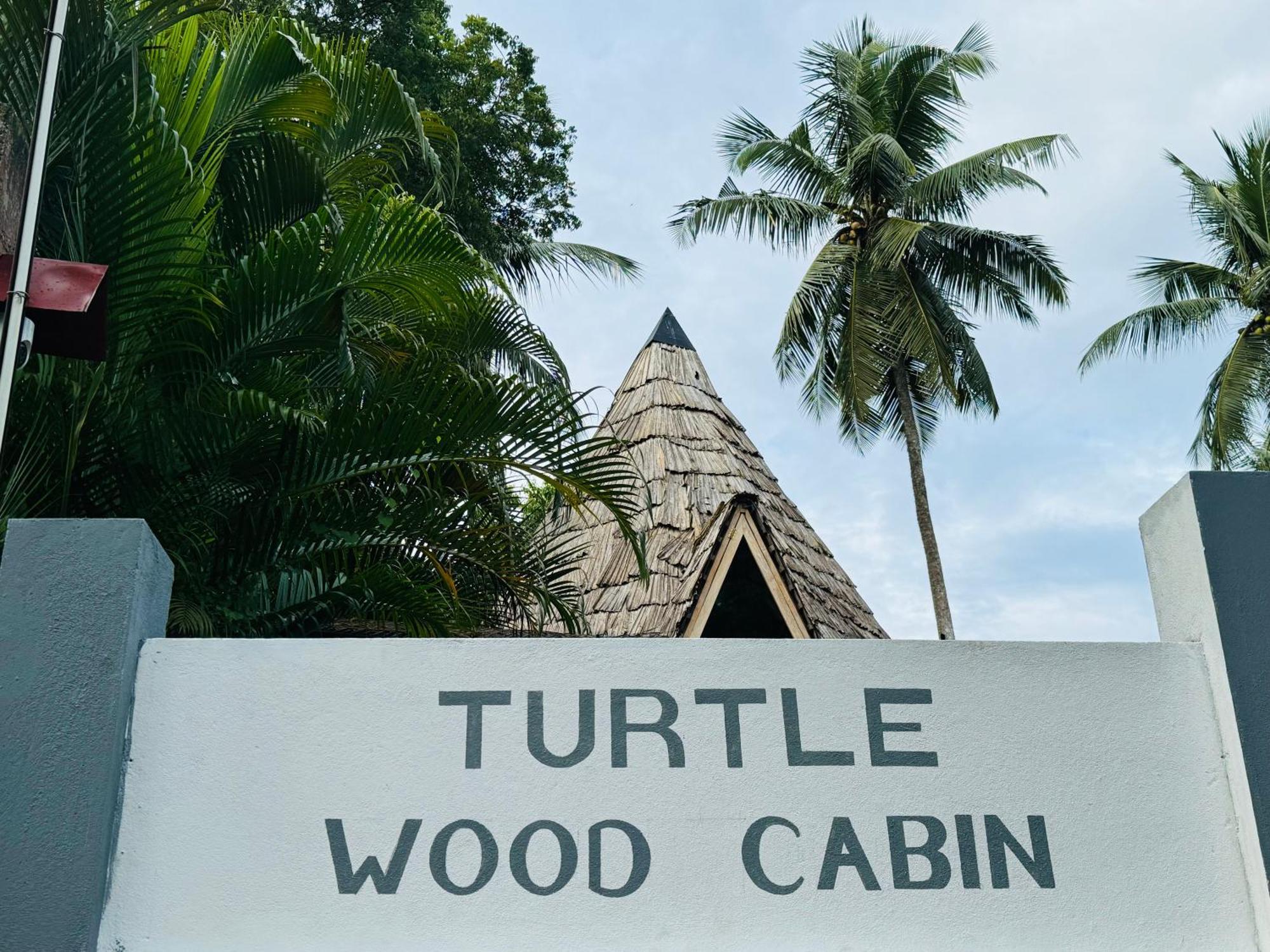 Turtle Wood Cabin Tangalle Extérieur photo